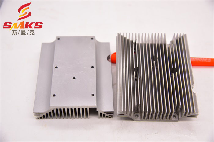  磨粒流<a href='http://m.lifemessy.com' target='_blank'><u>微孔拋光機</u></a>