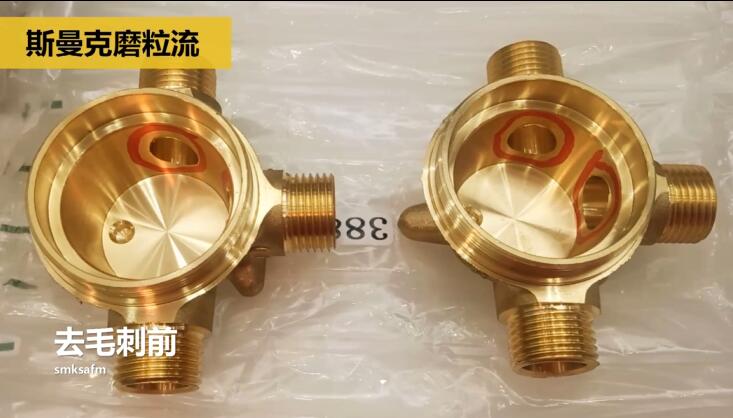 用磨粒流不怕劃傷，銅三通<a href='http://m.lifemessy.com' target='_blank'><u>交叉孔去毛刺</u></a>