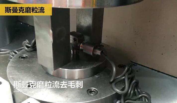 三通閥門<a href='http://m.lifemessy.com' target='_blank'><u>交叉孔去毛刺</u></a>